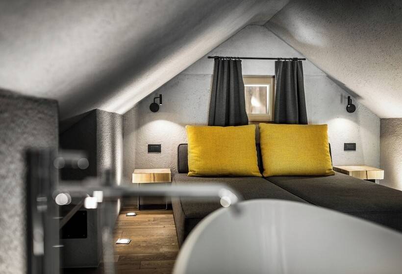 Sportony Mountain Lodges