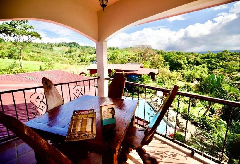 Toucan Lane Hotel And Restaurant