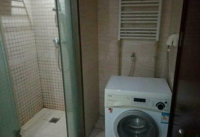 Xinjinshan Yijia Condo