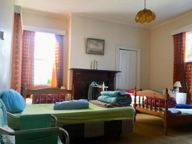 ユースホステル Honeysuckle House