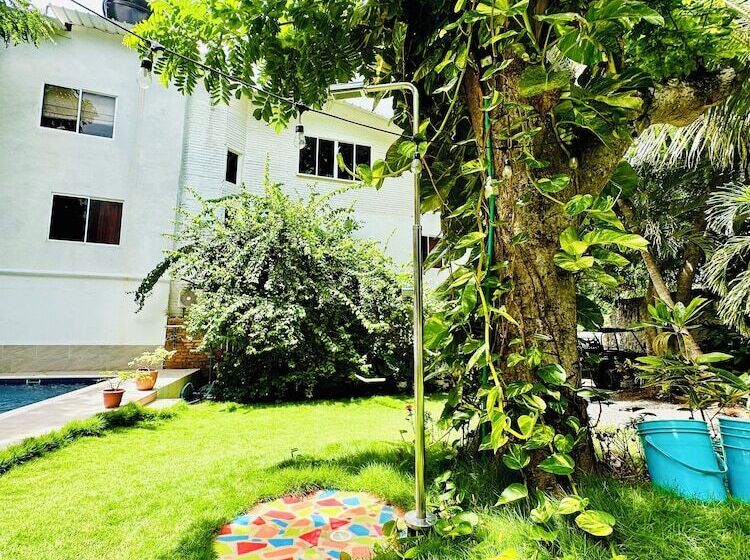 ユースホステル Palmare House