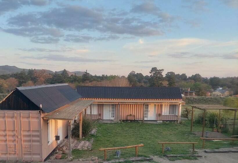 הוסטל El Vagón