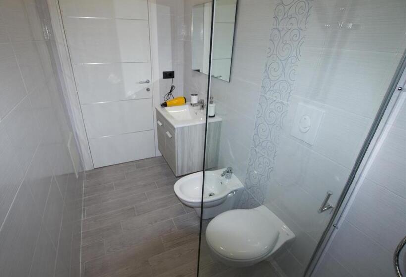 B&b Alto Salento Pool And Sun