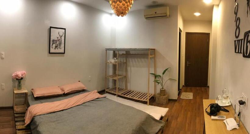 تختخواب و صبحانه 1993’s House