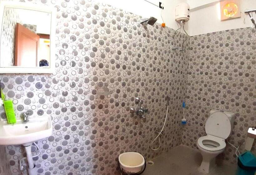 مبيت وإفطار Abhi's Homestay