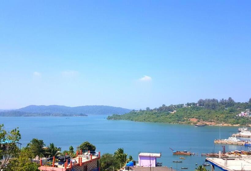 مبيت وإفطار Abhi's Homestay