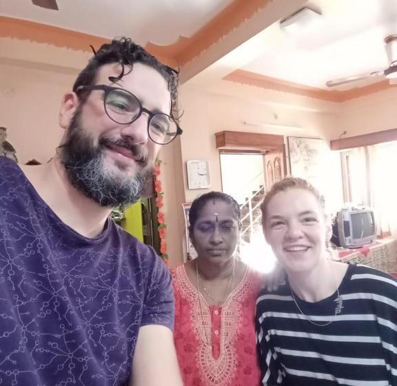 مبيت وإفطار Abhi's Homestay