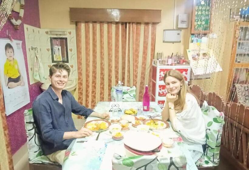 مبيت وإفطار Abhi's Homestay