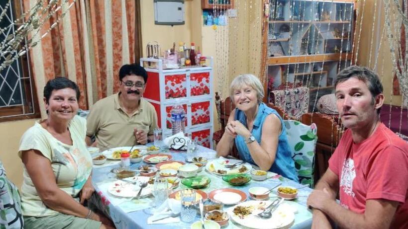 مبيت وإفطار Abhi's Homestay