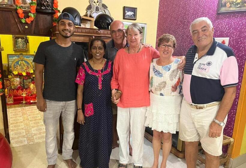 مبيت وإفطار Abhi's Homestay