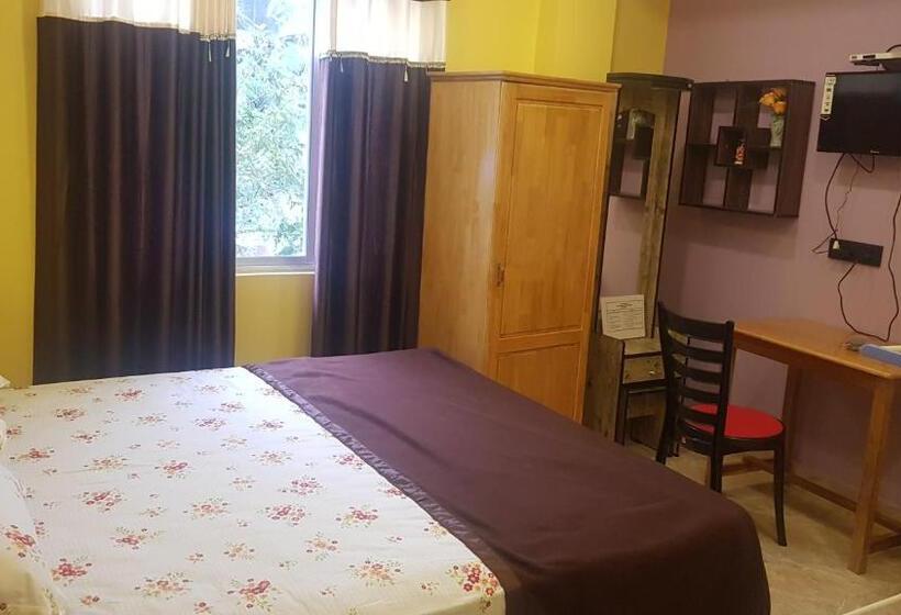 مبيت وإفطار Abhi's Homestay