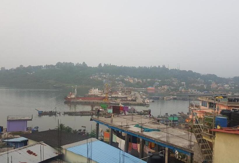 مبيت وإفطار Abhi's Homestay