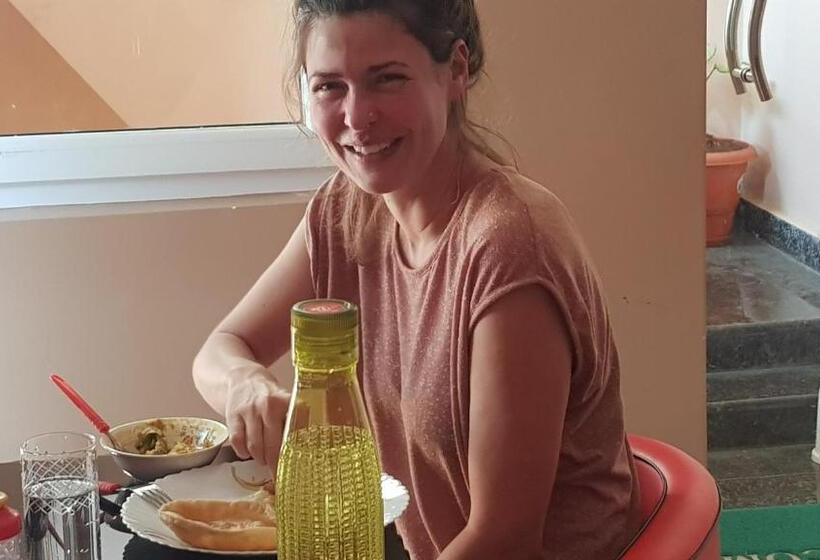 مبيت وإفطار Abhi's Homestay