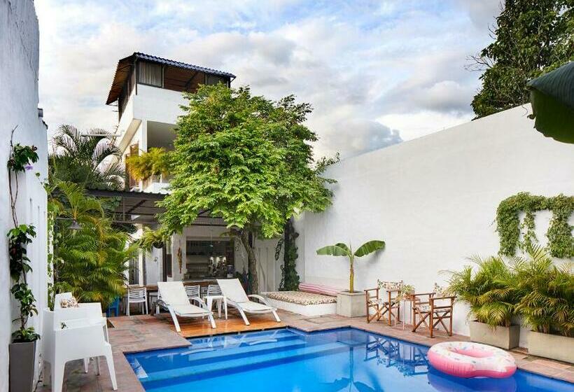 تختخواب و صبحانه Casa Amberes