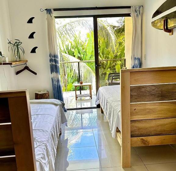 ベッドアンドブレックファースト El Chante Surf House