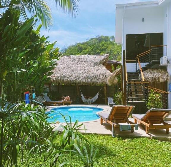 ベッドアンドブレックファースト El Chante Surf House