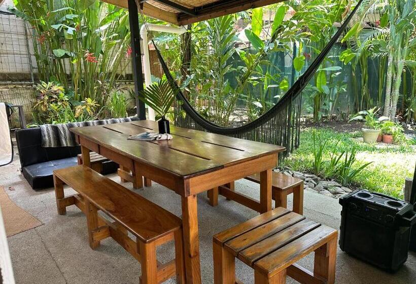 ベッドアンドブレックファースト El Chante Surf House