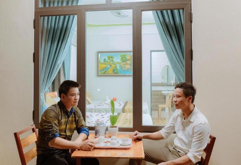 تختخواب و صبحانه Phong Nha Love Homestay