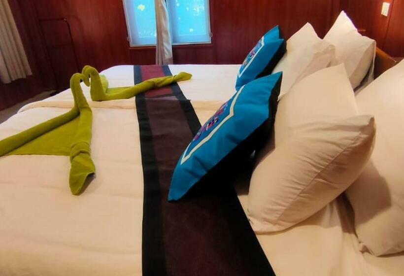 Bed and Breakfast The Food Garden Experience