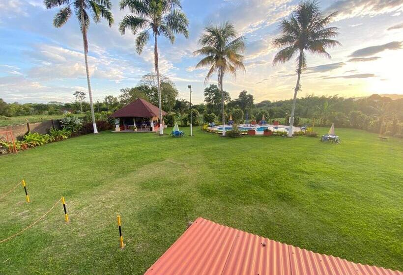 Finca Hotel Los Cocos