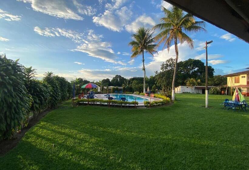 Finca Hotel Los Cocos