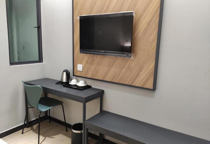 בית מלון כפרי 99 Seri Kembangan Serdang