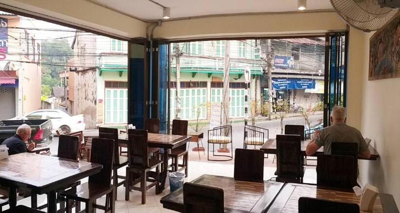 호텔 Ban Mae Boonthong