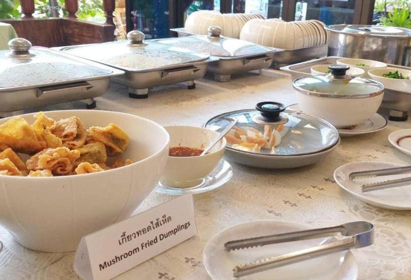 호텔 Ban Mae Boonthong