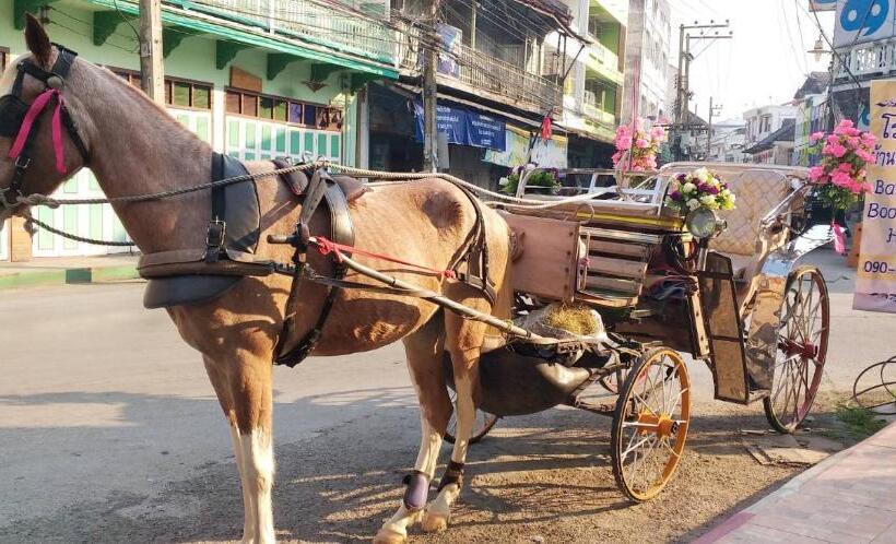 호텔 Ban Mae Boonthong