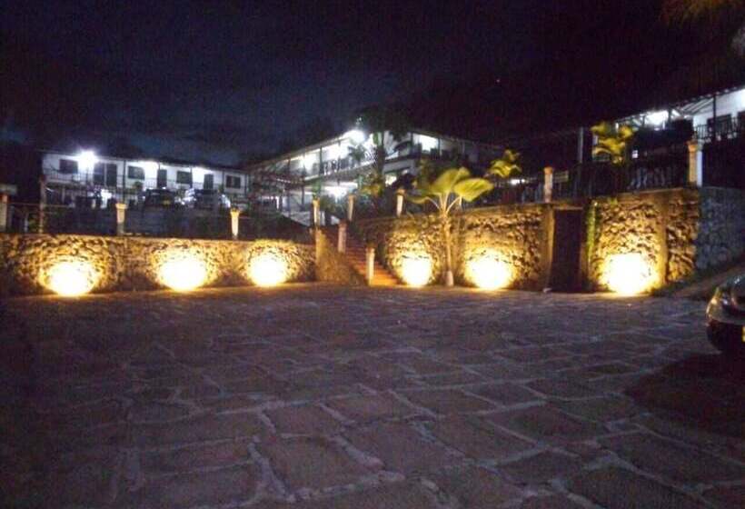 Отель Campestre Casa Del Conde Monterrey