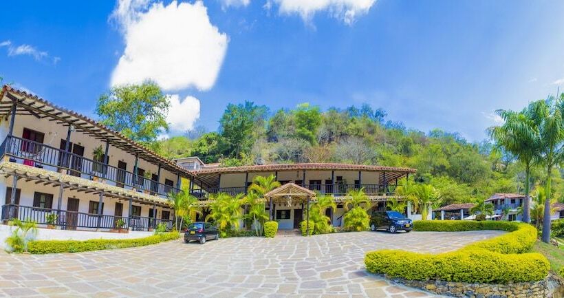 Отель Campestre Casa Del Conde Monterrey