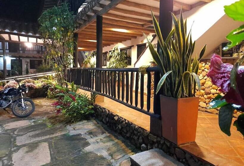 Отель Campestre Casa Del Conde Monterrey