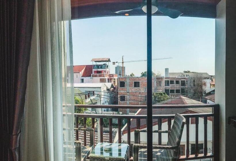 فندق De Sripoom Sha Extra Plus