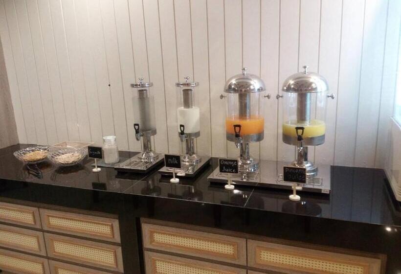 فندق De Sripoom Sha Extra Plus