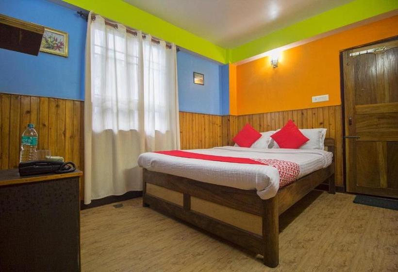 호텔 Oyo 18904 Atithi Guest House