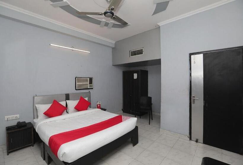 酒店 Oyo 40851 Athithi