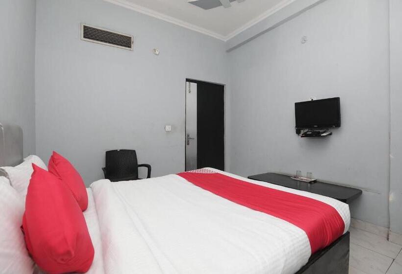 酒店 Oyo 40851 Athithi