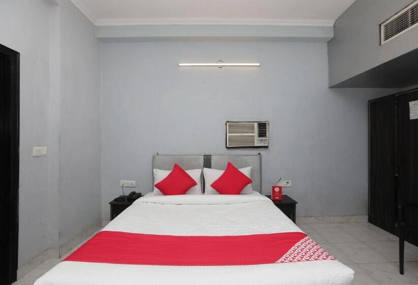 酒店 Oyo 40851 Athithi