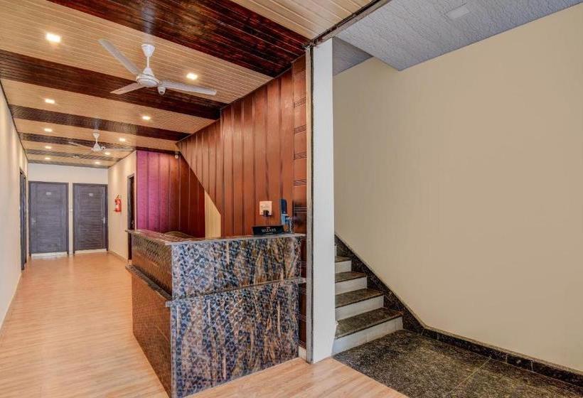 ホテル Oyo Flagship 31025 Royal Residency Bata Chowk