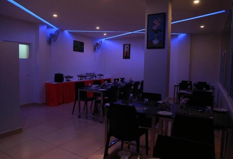 هتل Palmtree Leaf, Munnar