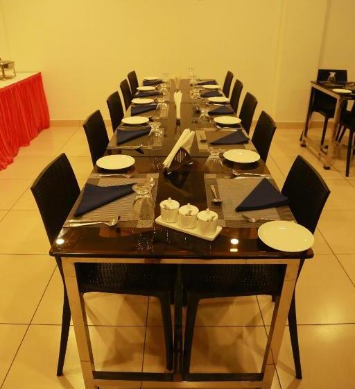 هتل Palmtree Leaf, Munnar