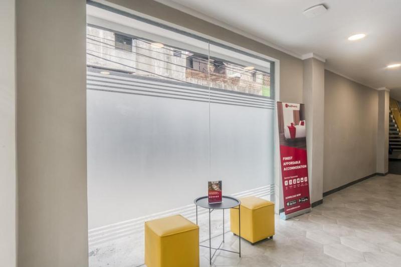 酒店 Reddoorz Plus @ Cideng Timur