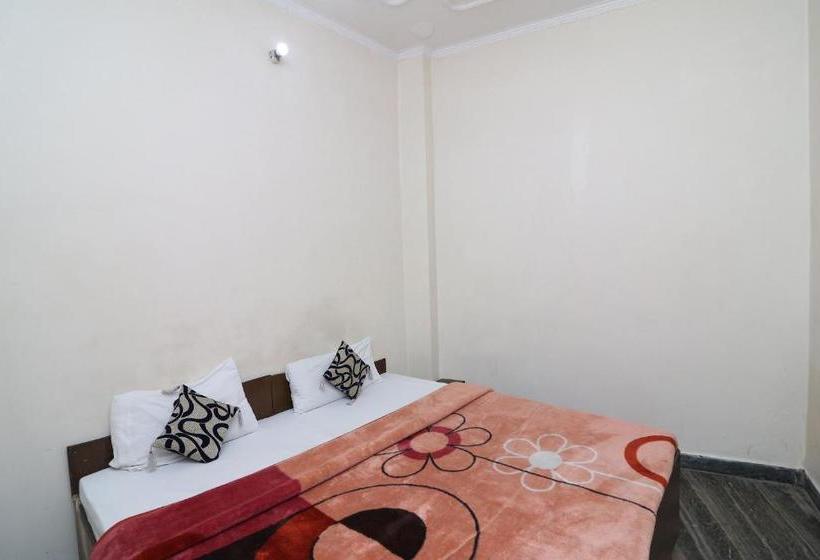 酒店 Spot On Agarwal Lodge