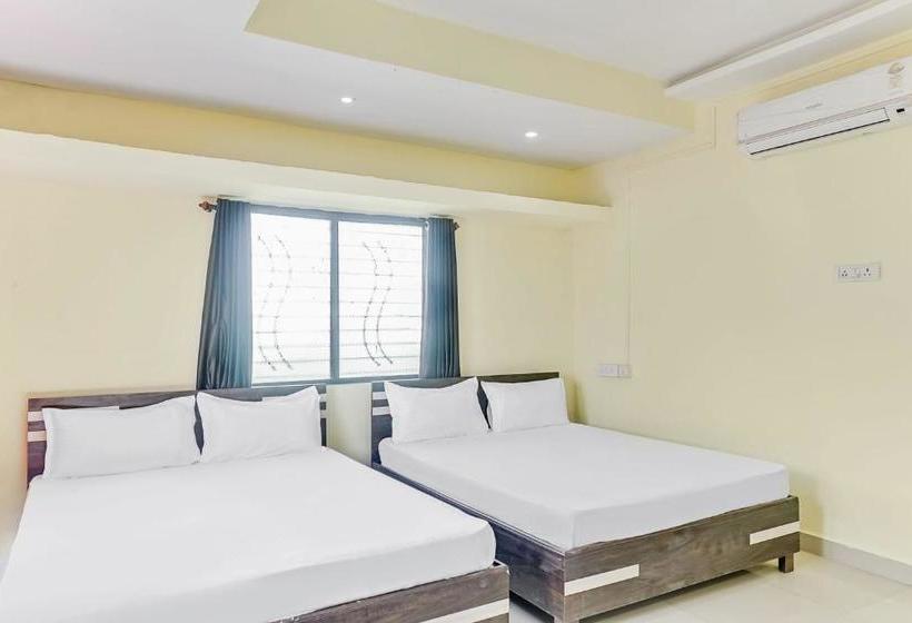 Spot On 61450 Hotel Sai Palace Lodging