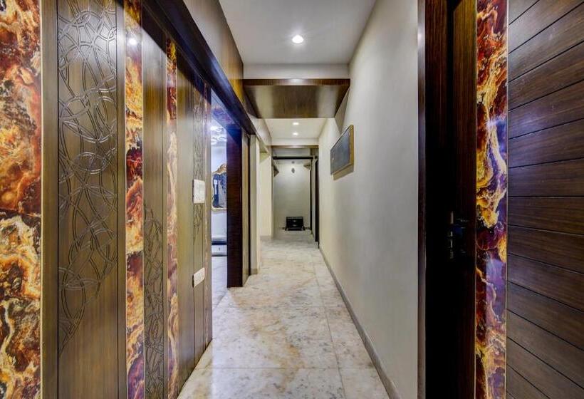 호텔 Treebo Soho Newtown