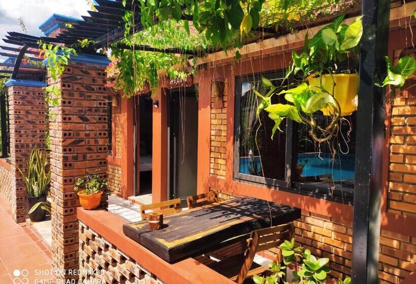 هتل Vu S Homestay