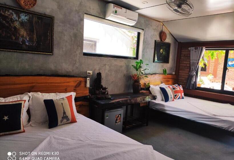 هتل Vu S Homestay