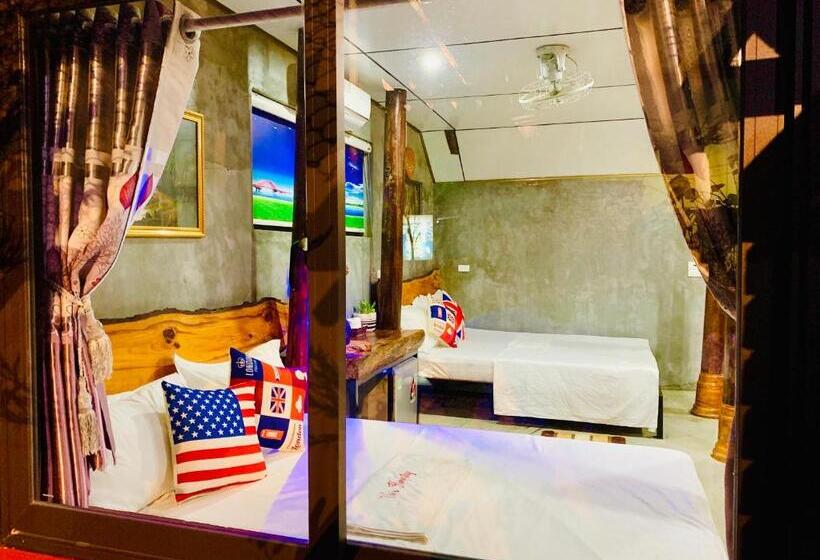 هتل Vu S Homestay