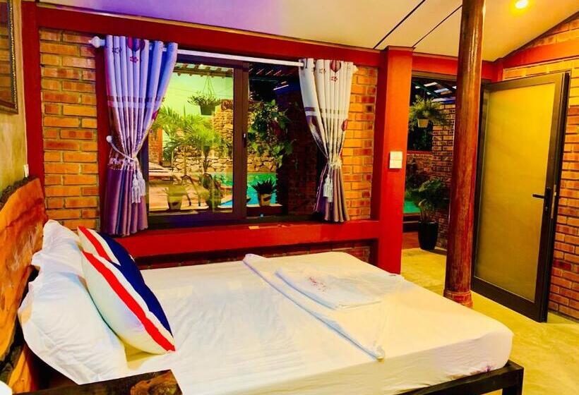 هتل Vu S Homestay