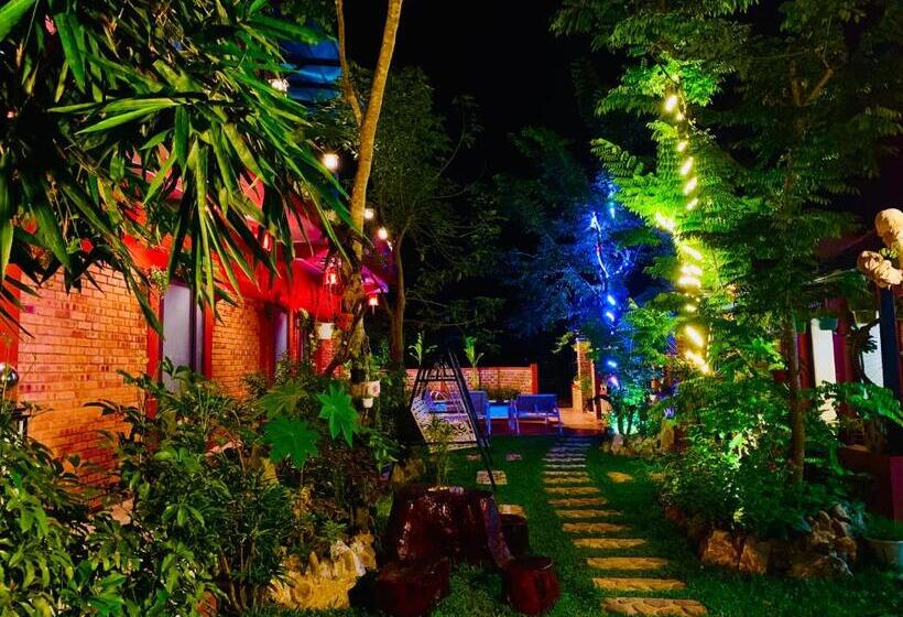 هتل Vu S Homestay